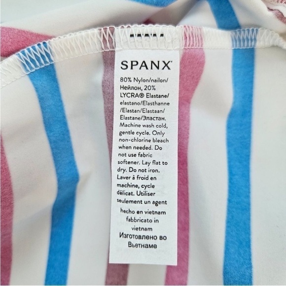 SPANX OCEAN STRIPES HIBISCUS RASH GUARD SWIM SHIRT SIZE SMALL - Picture 9 of 9